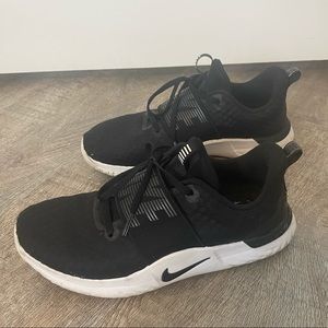 Black & White Nike Comfort Shoes
